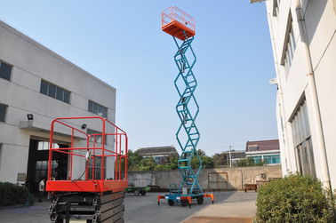 11 Meters Self-Propelled Mobile Scissor Lift , Mobile Manlift with Manganese Steel Lifting Arm