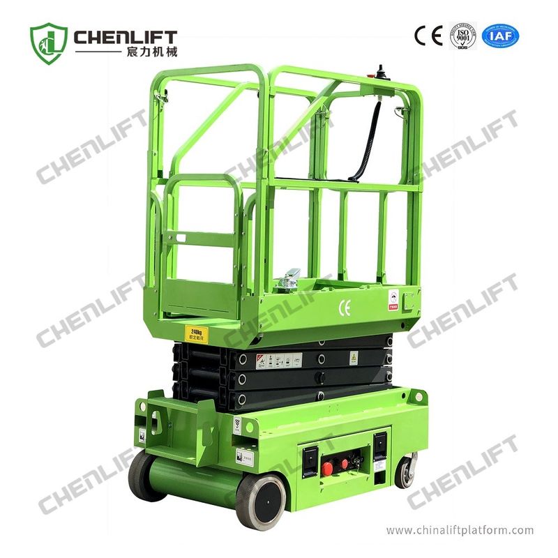 Mini Self Propelled Scissor Lift MEWP 3 Meters Electric Mobile Scissor Lift 240kg Loading Capacity